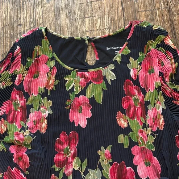 Soft Surroundings Ondine Pleated Mini Dress Black Pink Petals PS NWT - Picture 3 of 8